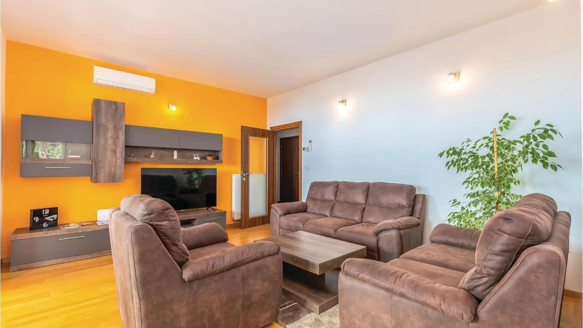 4 Bedroom Awesome Home In Kostrena
