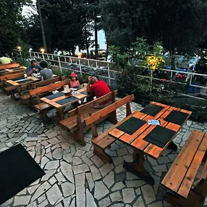 2* Bed & Breakfast Dck
